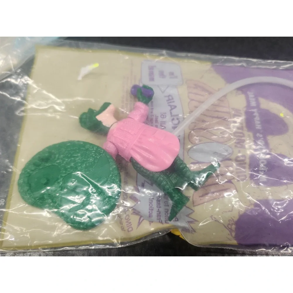 Vintage 1992 McDonalds Happy Meal Dinosaurs Dino-Motion Robbie & Fran Sinclair